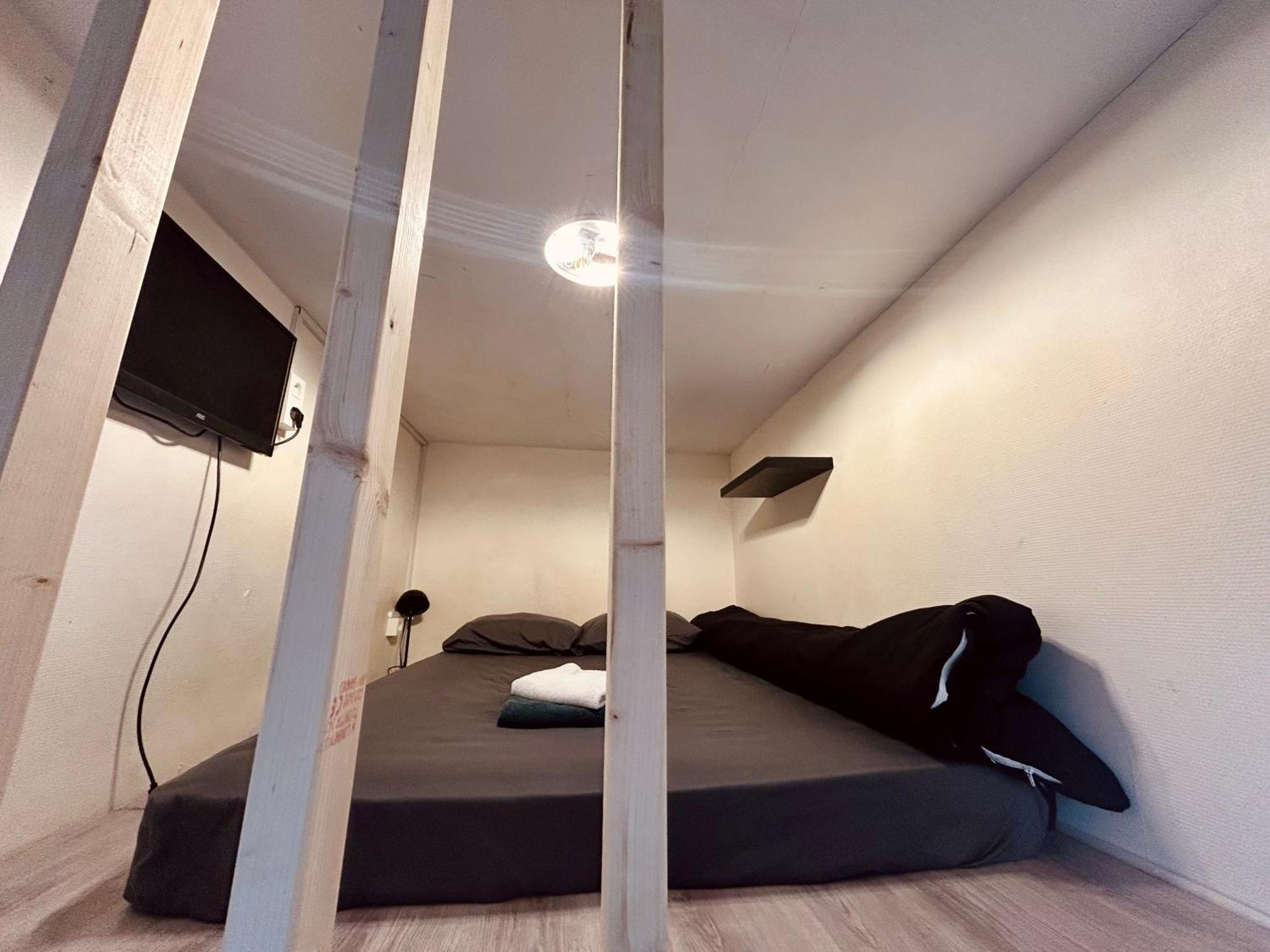 European District Hostel Brussels Luaran gambar