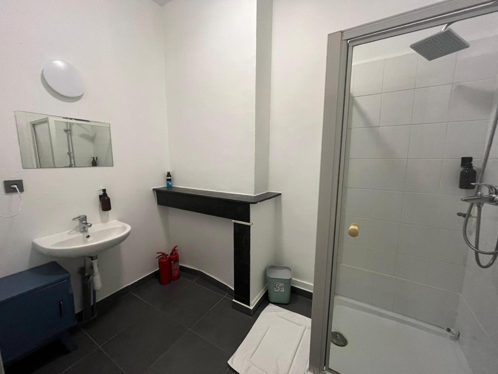 European District Hostel Brussels Luaran gambar